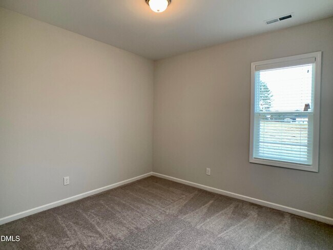 Building Photo - 130 Henhouse Ct