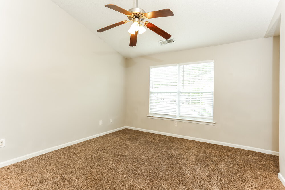 Building Photo - 241 Lossie Ln