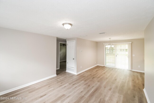 Building Photo - 8326 Santman Ct