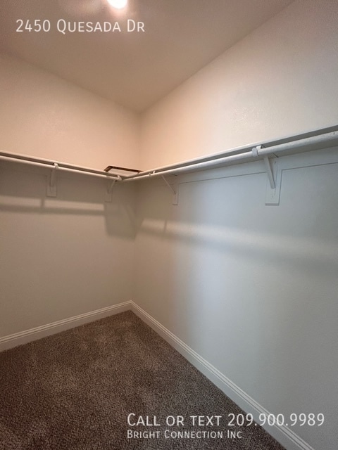 Building Photo - 2450 Quesada Dr