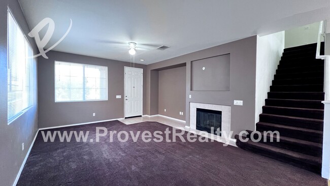 Building Photo - 4 Bed, 2.5 Bath Victorville Home!