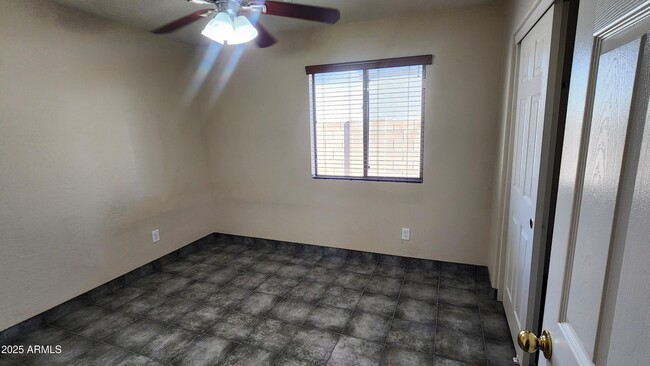 Building Photo - 42814 W Irene Rd