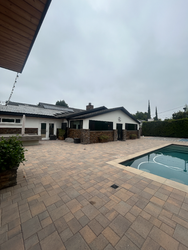 Building Photo - 22450 Hatteras St
