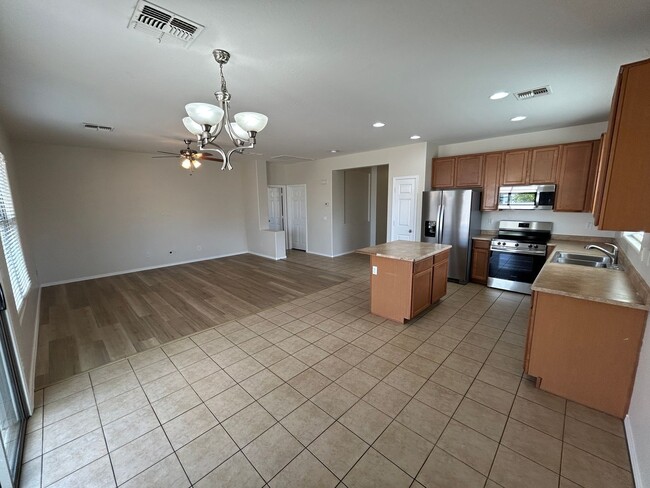 Building Photo - 10042 W Illini St