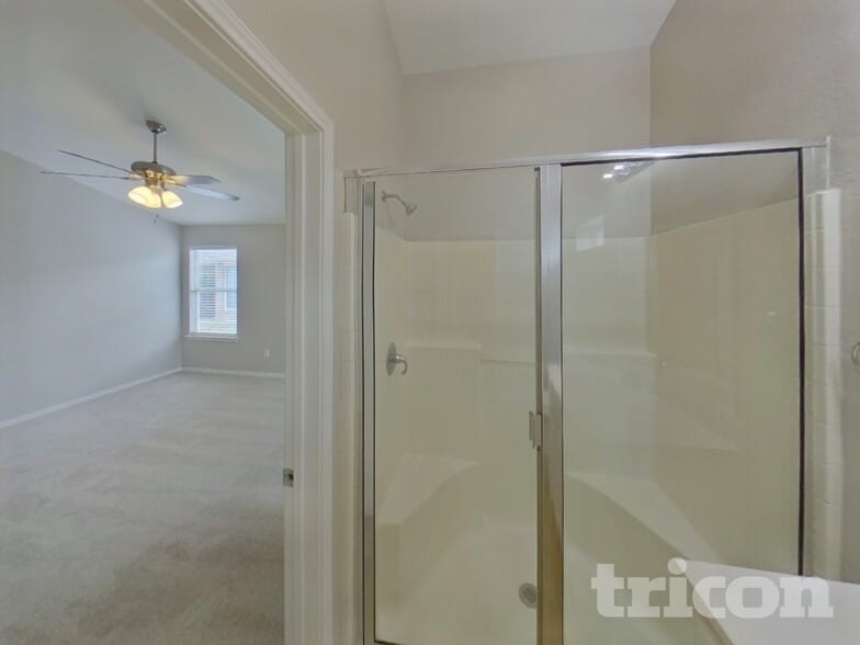 Building Photo - 1145 Boxwood Dr
