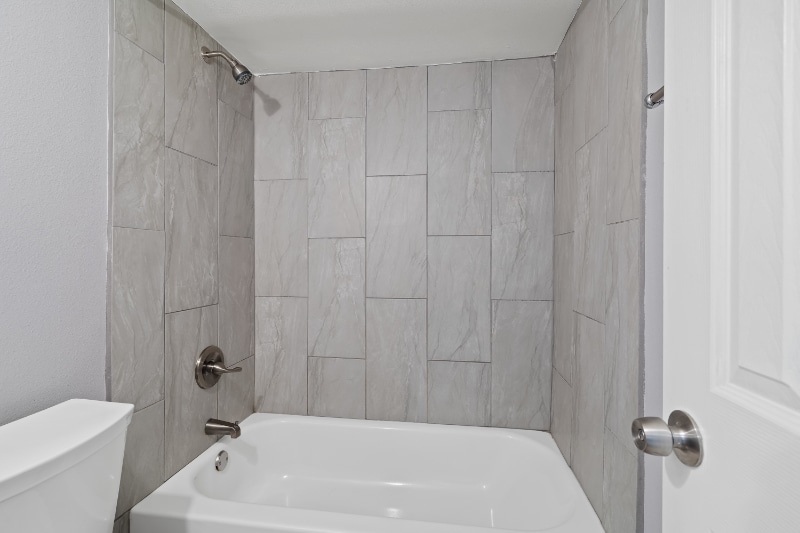 Building Photo - 5570 E Hampton St