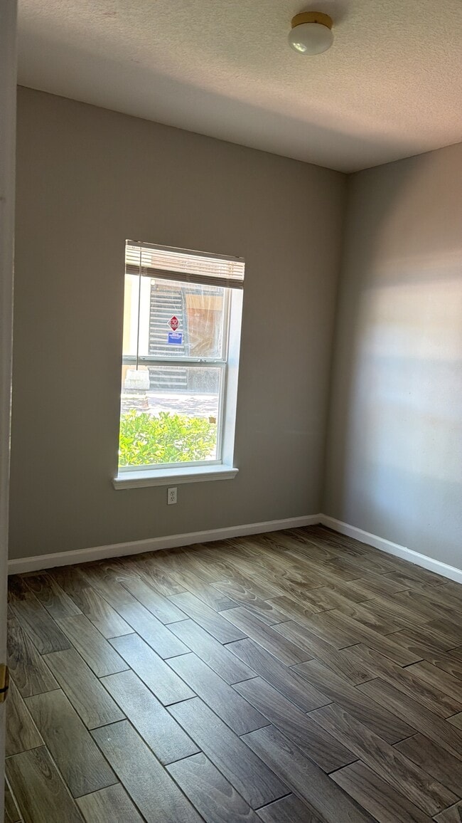 Building Photo - 3631 Kirkpatrick Cir