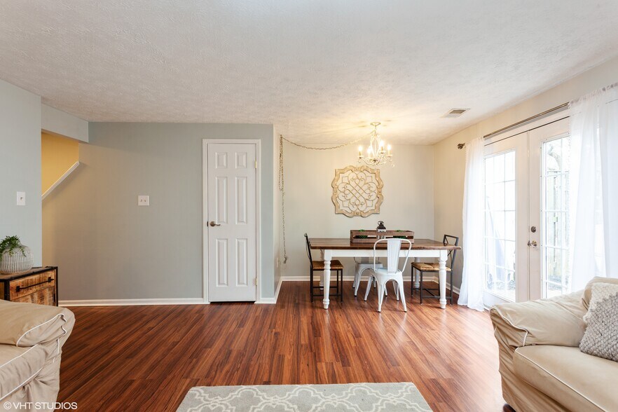 Dining area - 9504 Quarry Bridge Ct