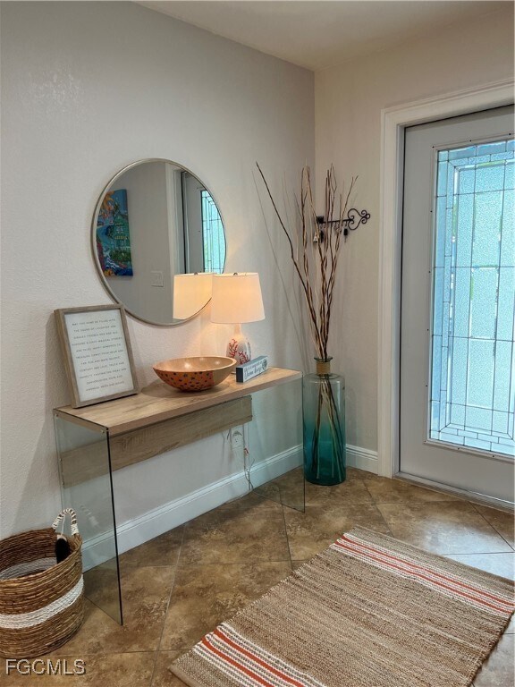 Building Photo - 852 NE 7th Pl