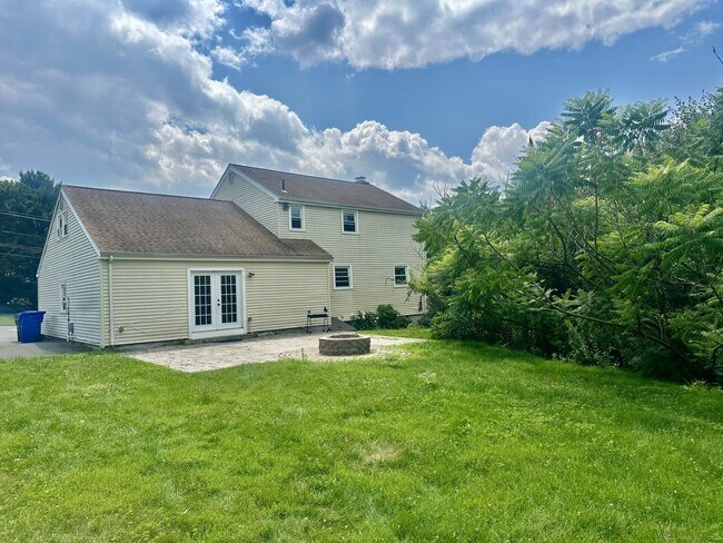 Building Photo - 254 Sand Hill Rd