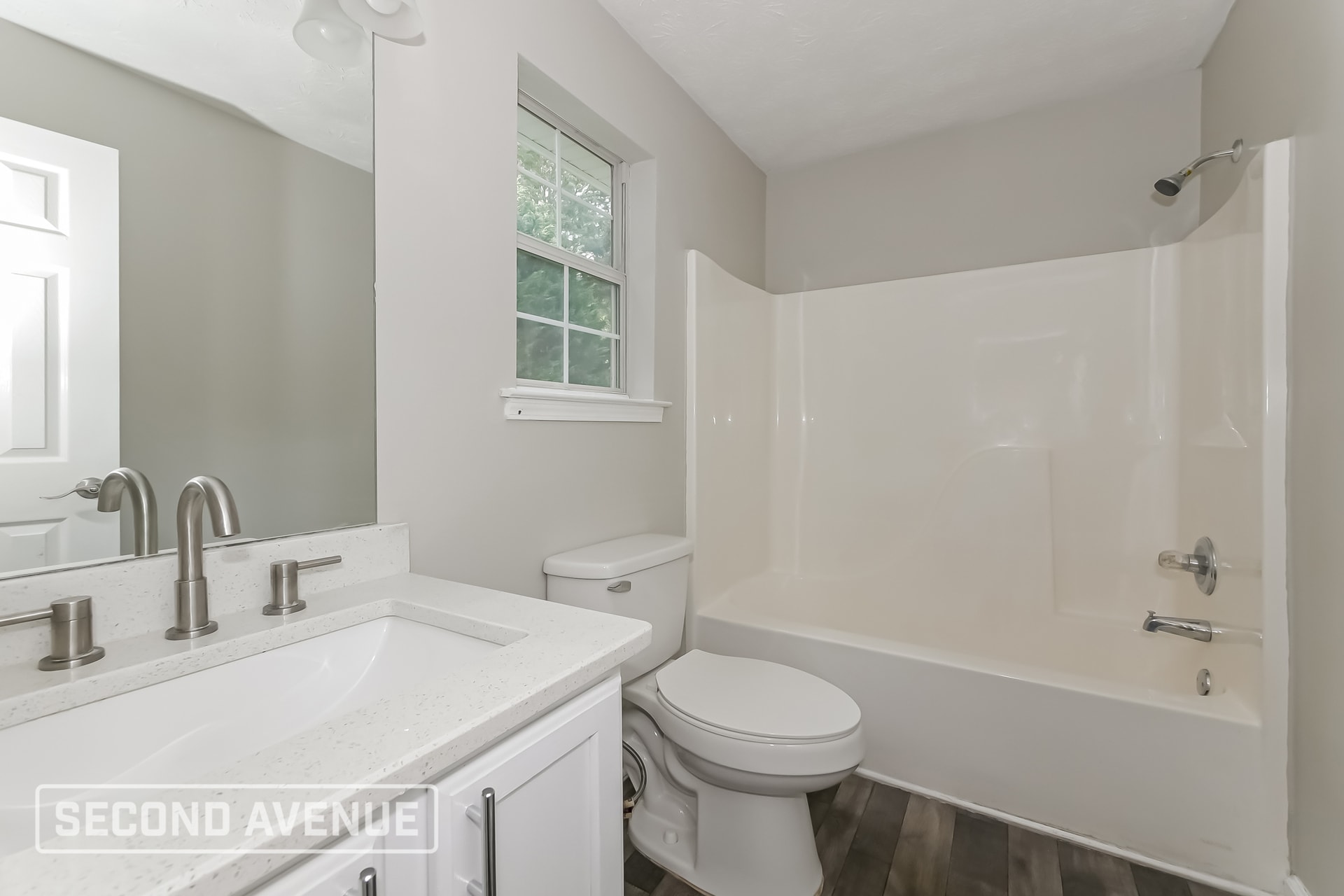 Building Photo - 45 Riverside Ct