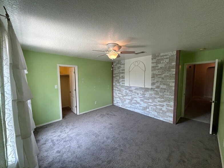 Building Photo - 10711 Archer Point