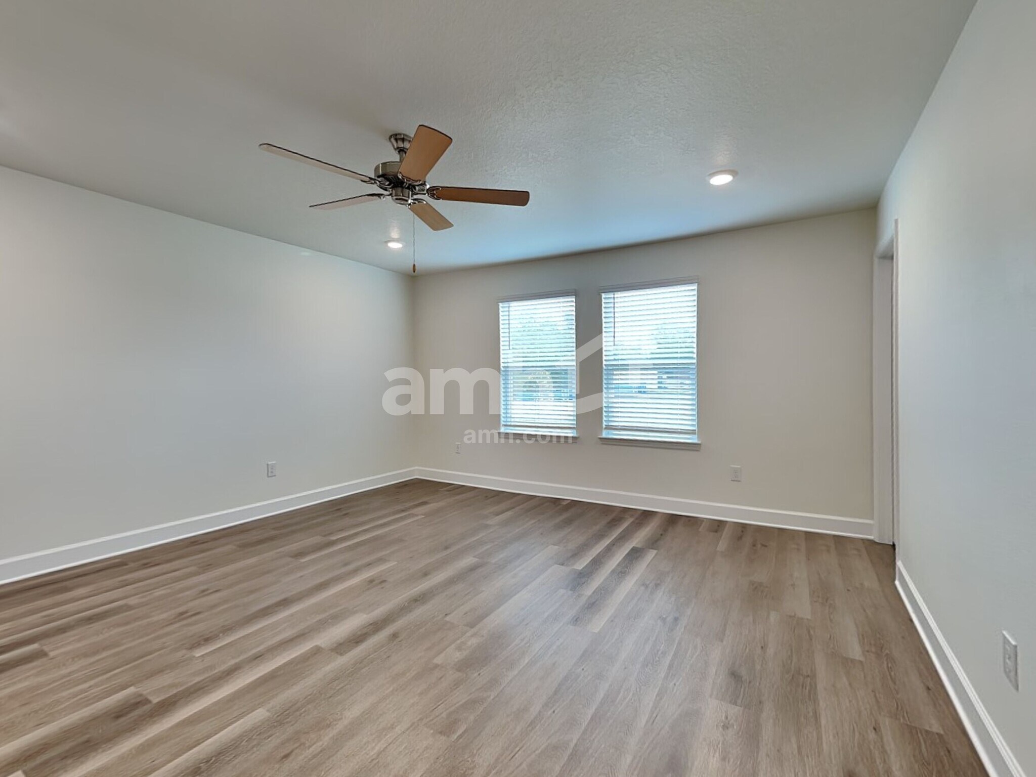 Building Photo - 37955 Dusty Saddle Ln