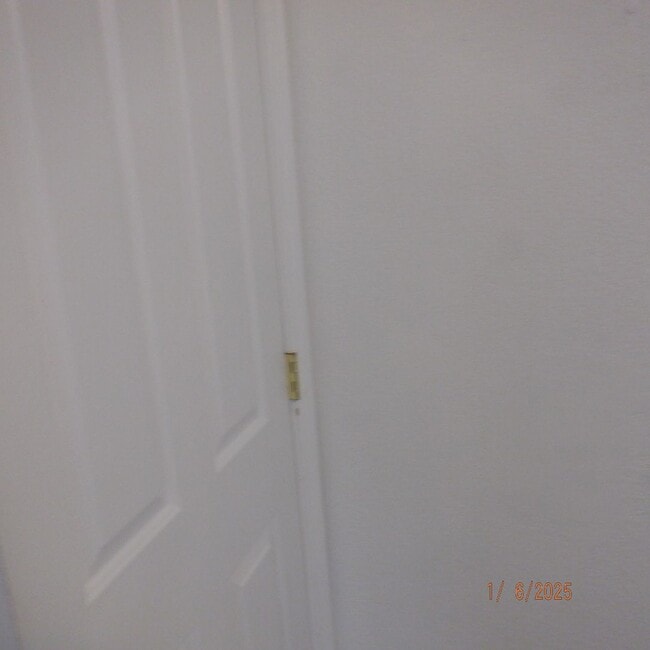 Building Photo - 83-3-2