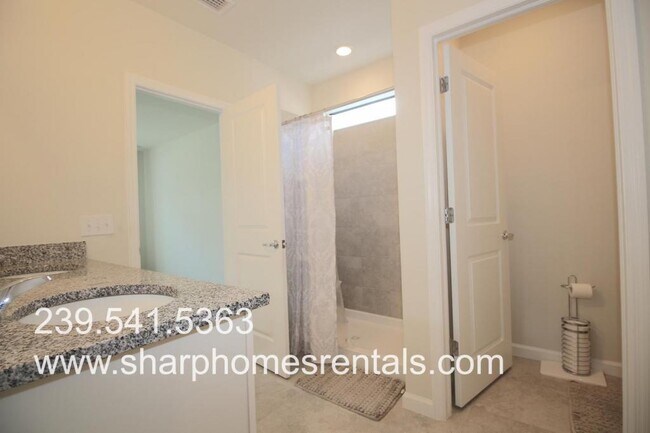 Building Photo - 16008 Beachberry Dr