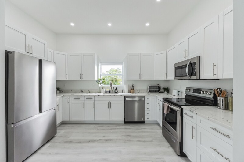 Building Photo - 3204 Karen Dr