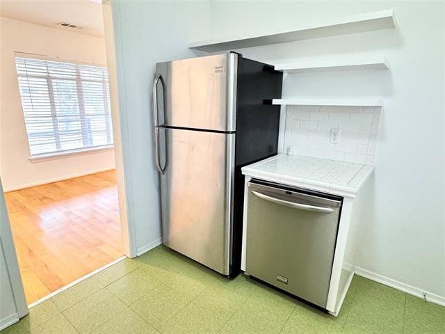 Building Photo - 6126 Tremont St