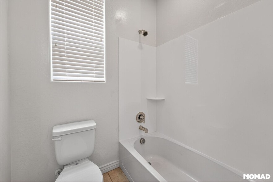 Building Photo - 20840 E Reins Rd