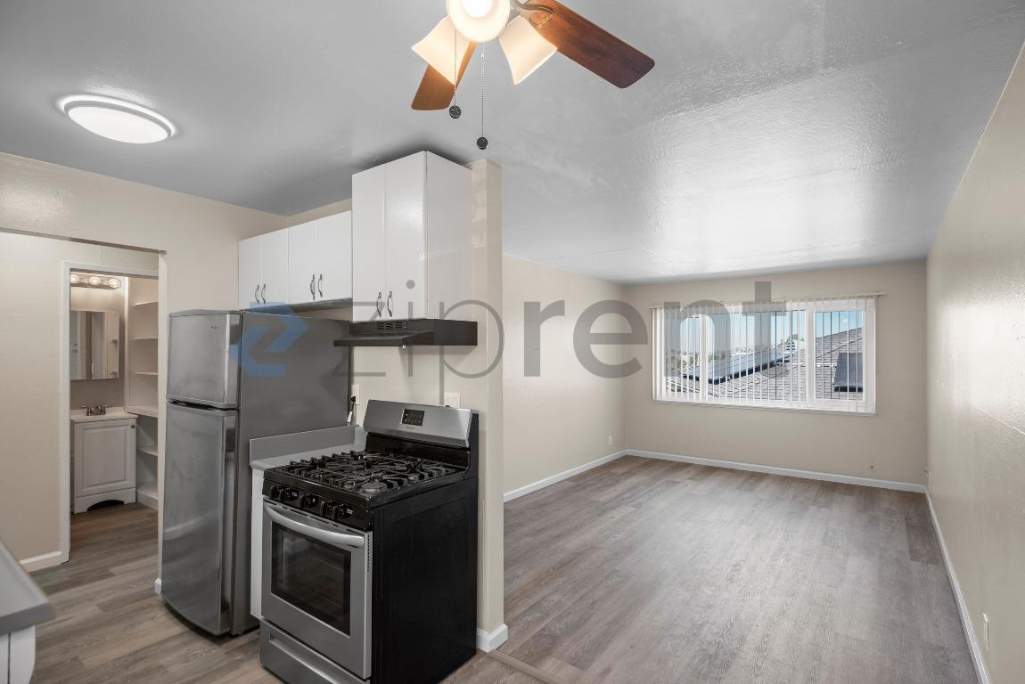 Building Photo - 24035 2nd St