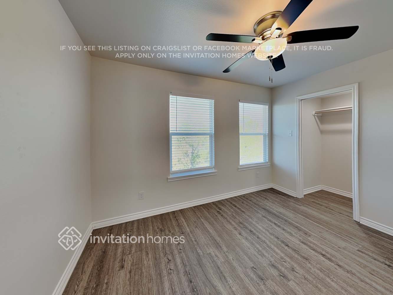 Building Photo - 318 Shady Bluff Dr