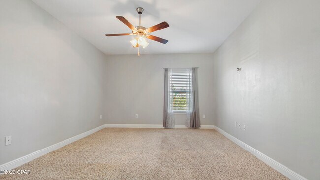 Building Photo - 310 Confidence Wy