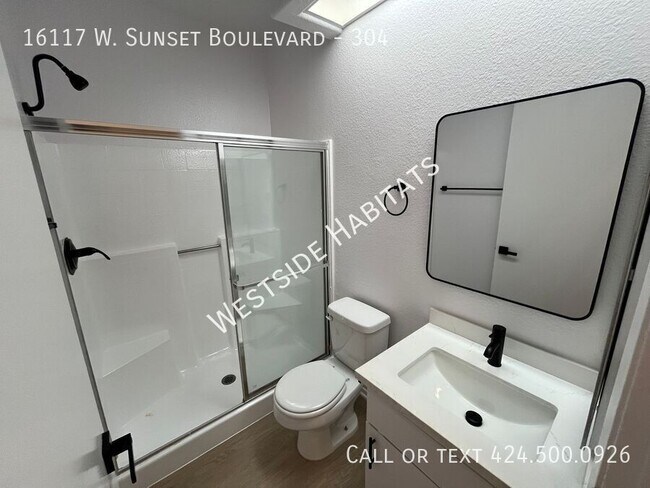 Building Photo - 16117 W Sunset Blvd