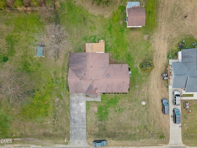 Building Photo - 131 Fairview Village Rd