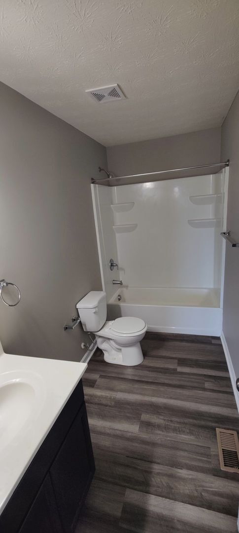 Building Photo - 2158 Pumpkin Ridge Ct