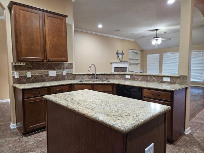 Building Photo - 707 Aqua Vista Ln