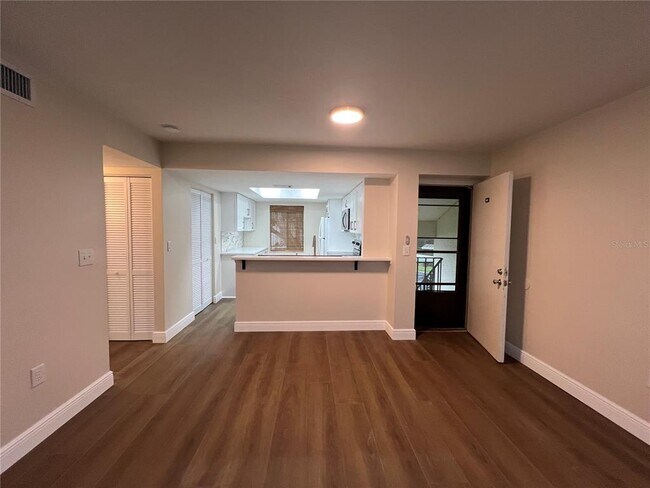 Building Photo - 138 Cypress Ct