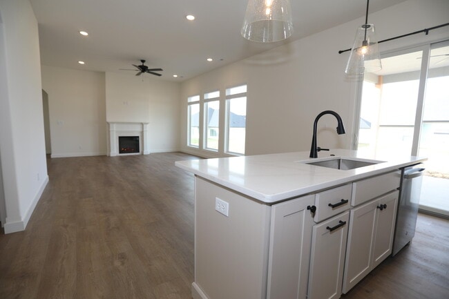 Building Photo - 4609 Chambers Bay Dr