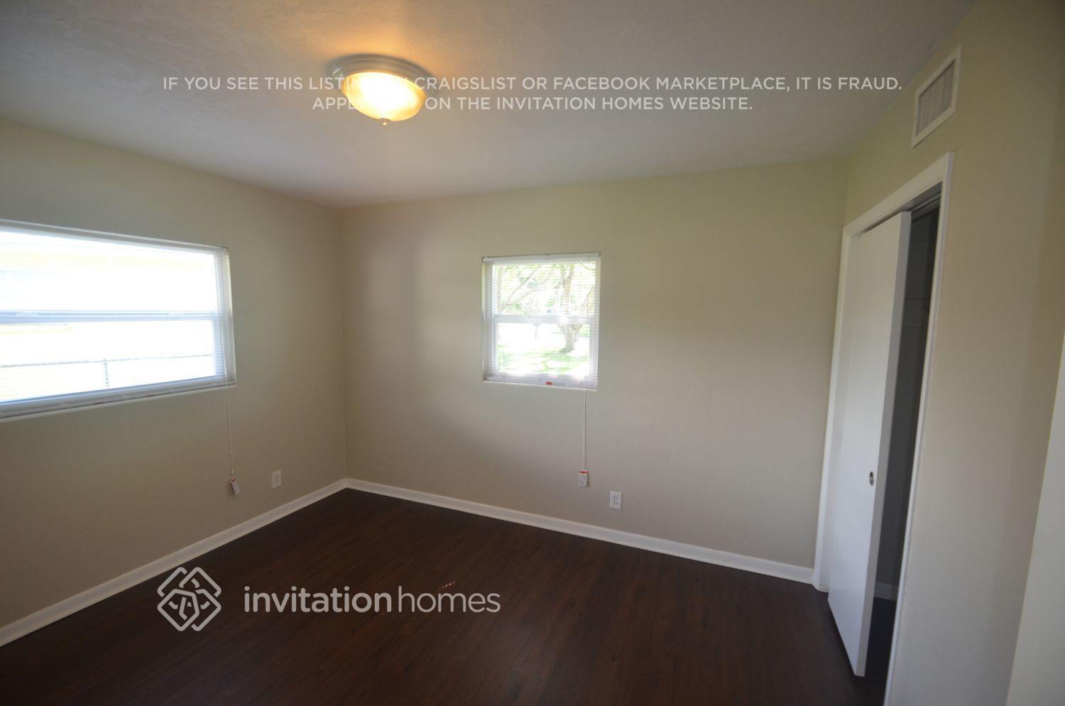 Building Photo - 1355 Stratford Dr