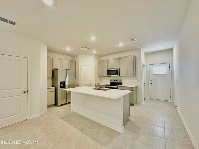 Building Photo - 3601 Athenian Wy