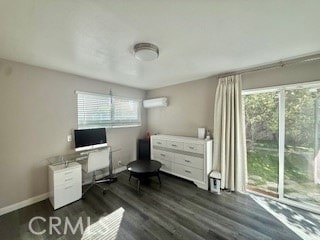 Building Photo - 1022 Birchcroft St E