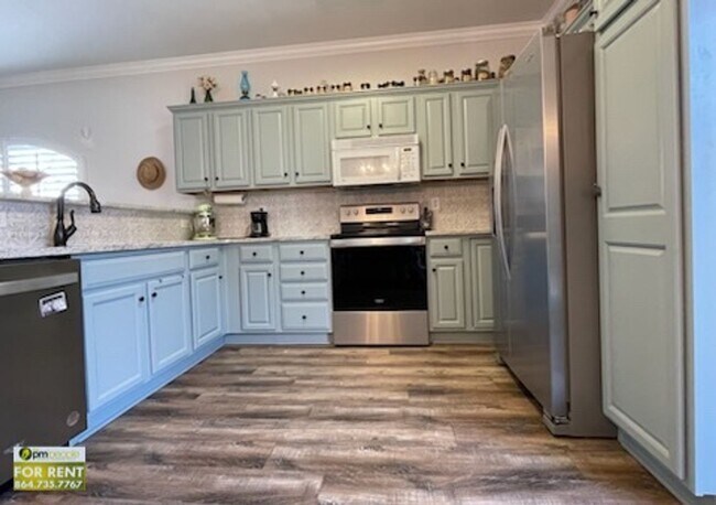 Building Photo - Easley 3/2.5 Home Coming Available!