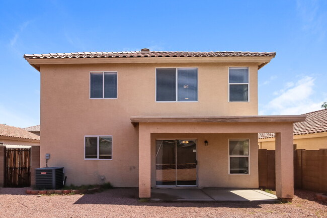 Building Photo - 12824 N Primrose St