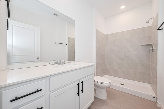 Building Photo - 26615 Coast Redwood Dr