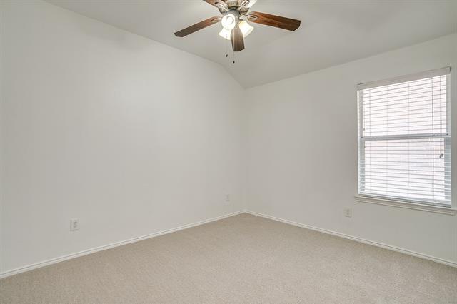Building Photo - 15712 Landing Creek Ln