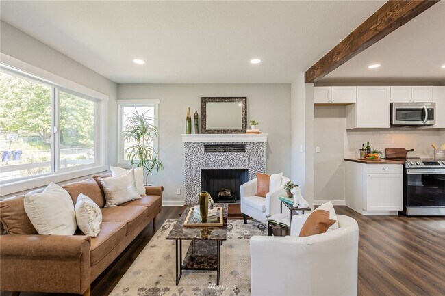 Building Photo - Great Location! 2bd, 1bath House in Tacoma!