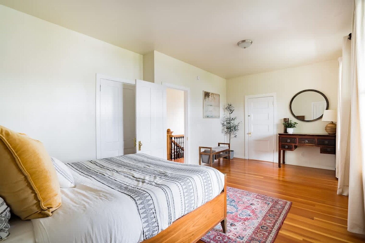 Building Photo - 2015 NW 21st Ave