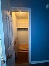 Building Photo - 40433 Valiente Dr