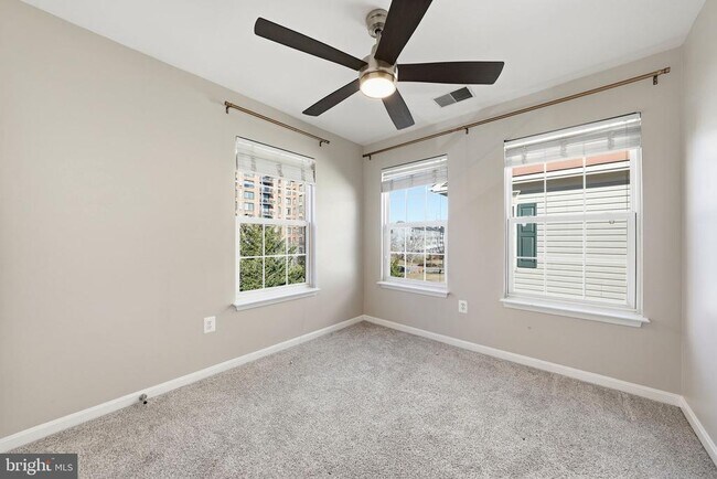 Building Photo - 2335 Huntington Station Ct