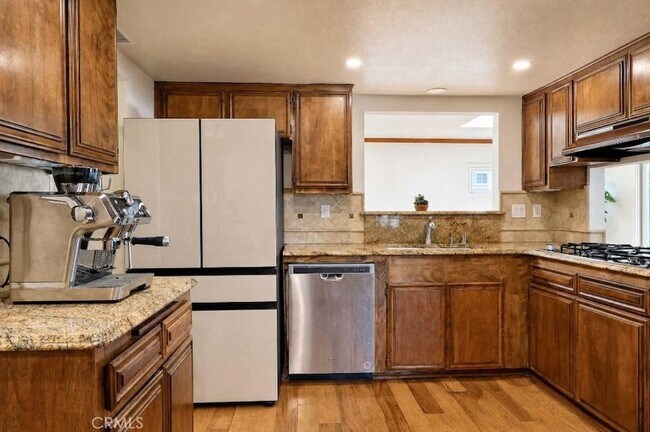 Building Photo - 2021 Kristi Ln