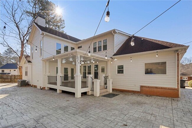 Building Photo - 526 Coopers Pond Dr