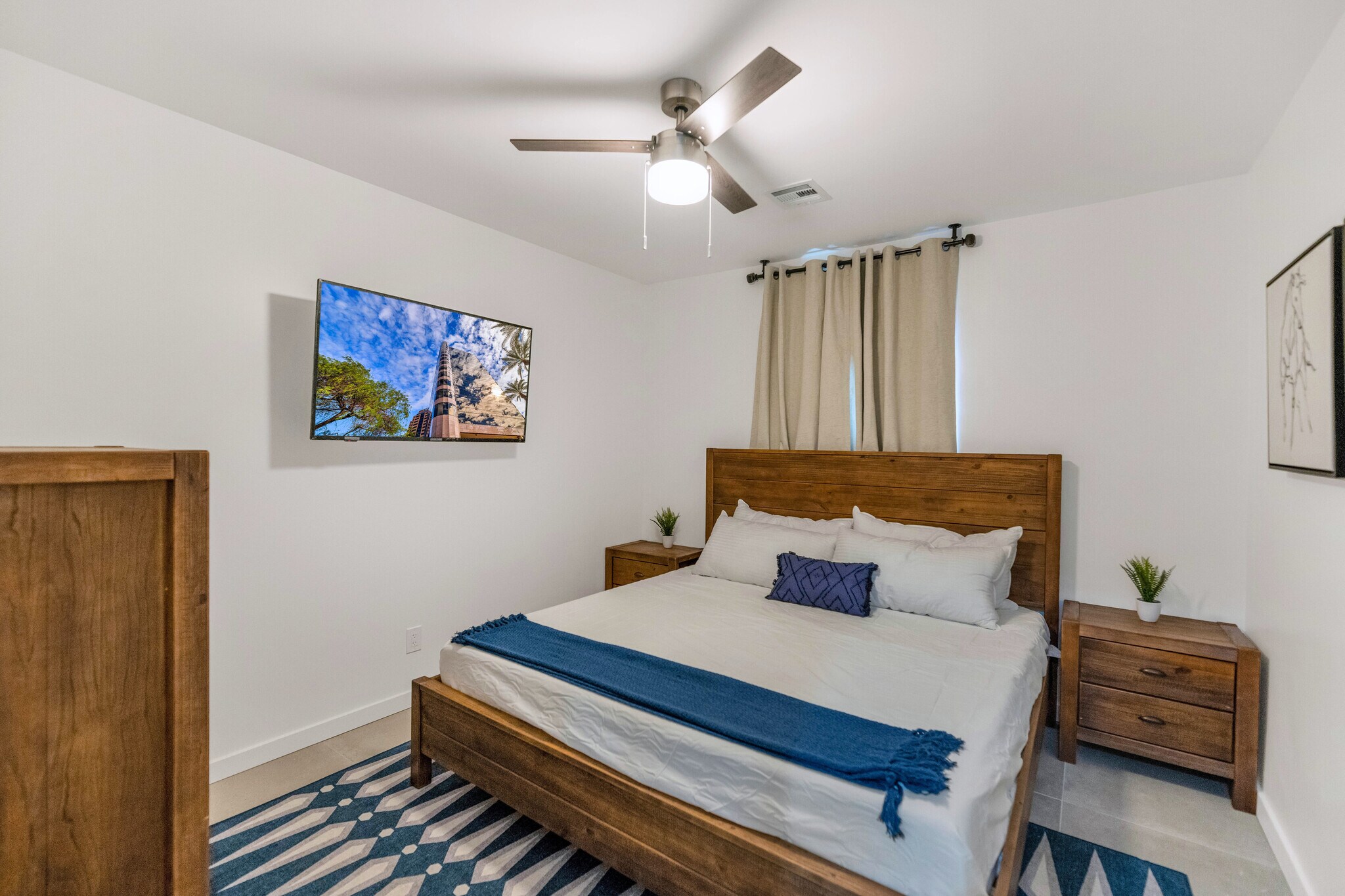 Building Photo - 2610 N 24th St