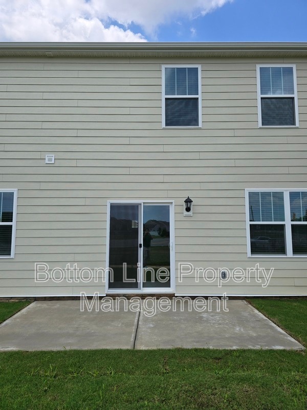 Building Photo - 549 Blackpool Ct