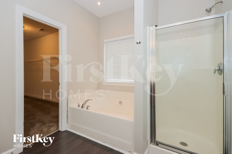 Building Photo - 109 Planters Dr