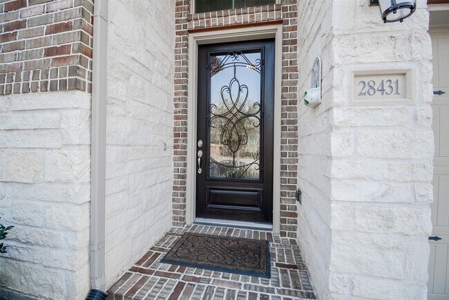 Building Photo - 28431 Asher Falls Ln