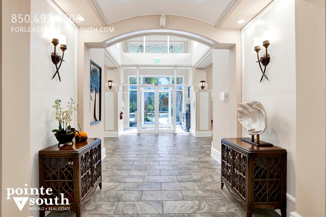 Building Photo - 608 Lost 701C