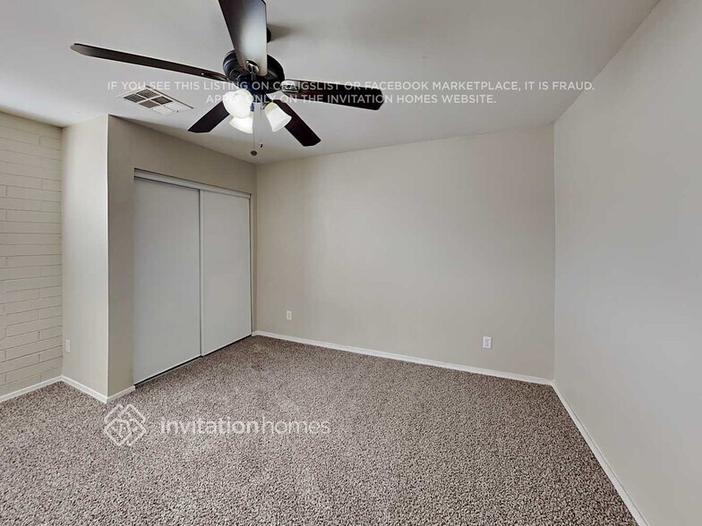 Building Photo - 5849 N 62nd Dr